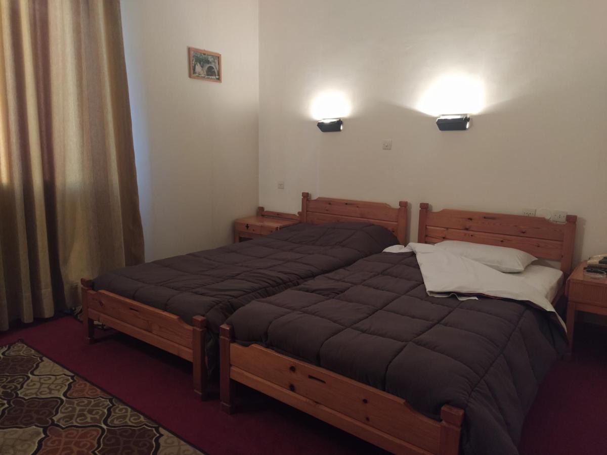 Apollon Inn Arachova Buitenkant foto