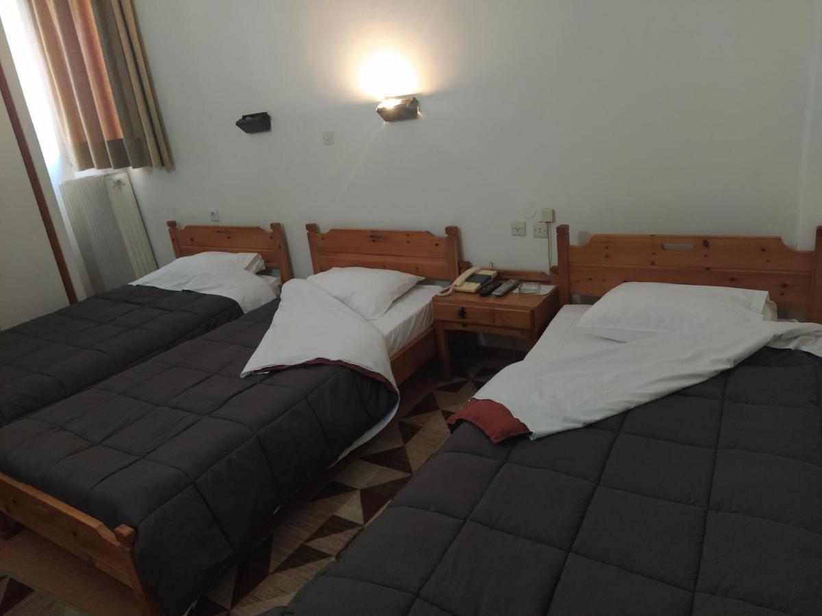 Apollon Inn Arachova Buitenkant foto